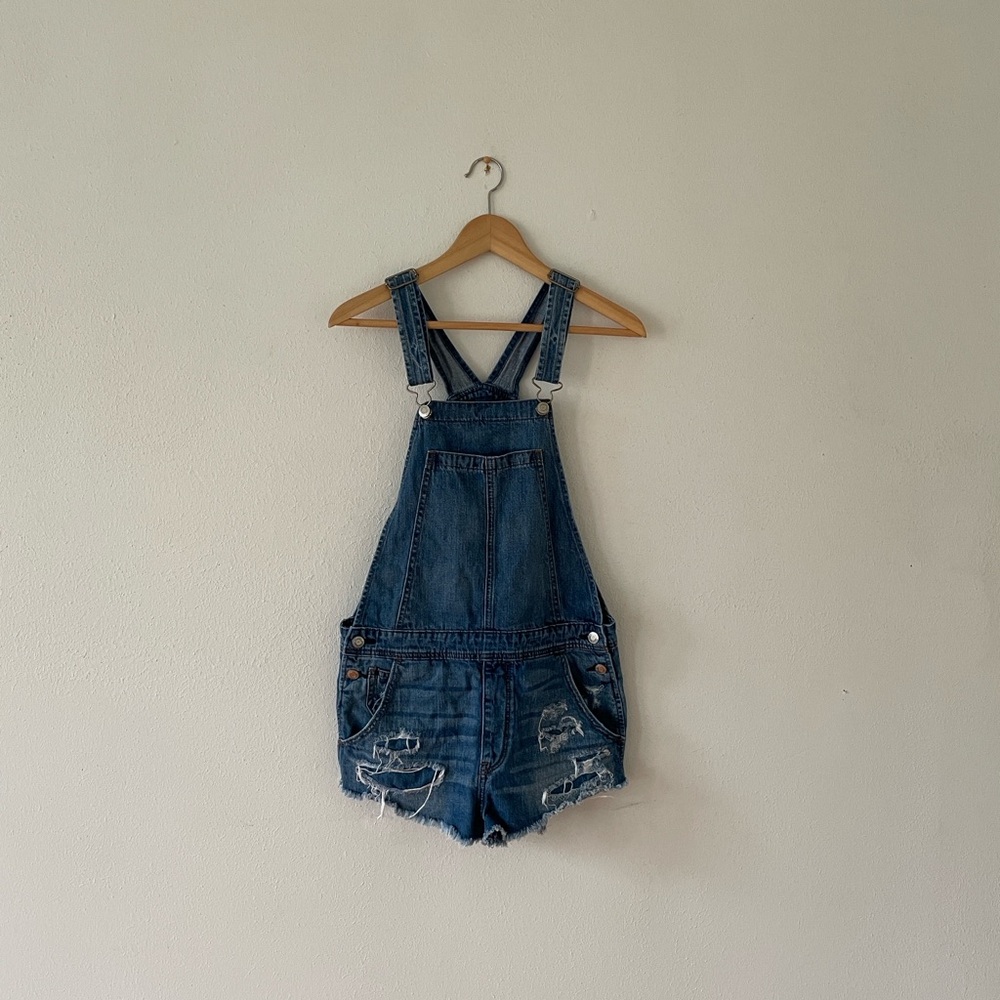 American Eagle Short Overalls Blue Jean Bib Shortalls